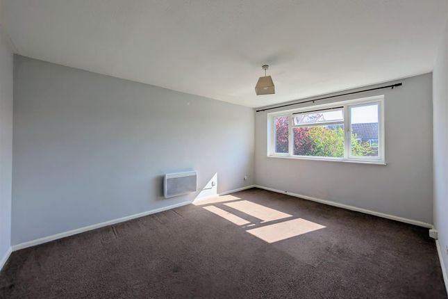 10, Cheviot Close, Gloucester photo 2