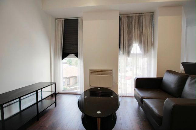 Flat 39, Park Crescent, Luton photo 4