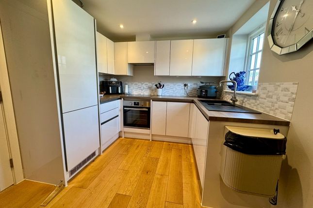 3, Melina Terrace, Brenzett photo 2