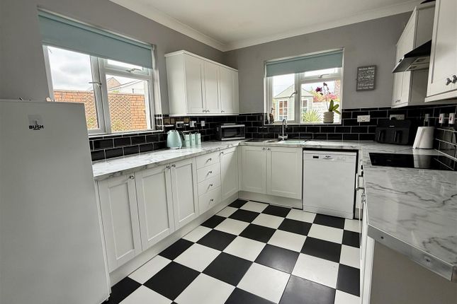 45, Morfa Maen, Kidwelly photo 3