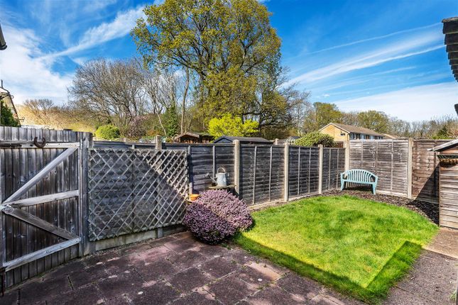28, Silkham Road, Oxted photo 2