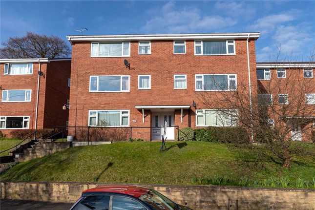 Thumbnail Flat for sale in Beech Farm Drive, Macclesfield, Cheshire
