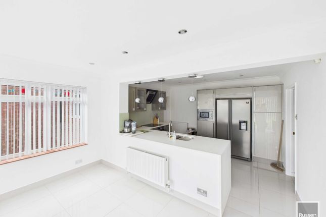 55, Longwater Lane, Norwich photo 2