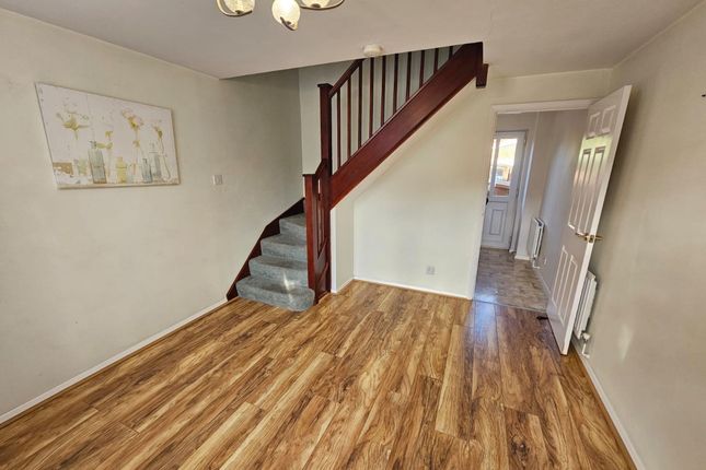 15, Acer Avenue, Hayes photo 2