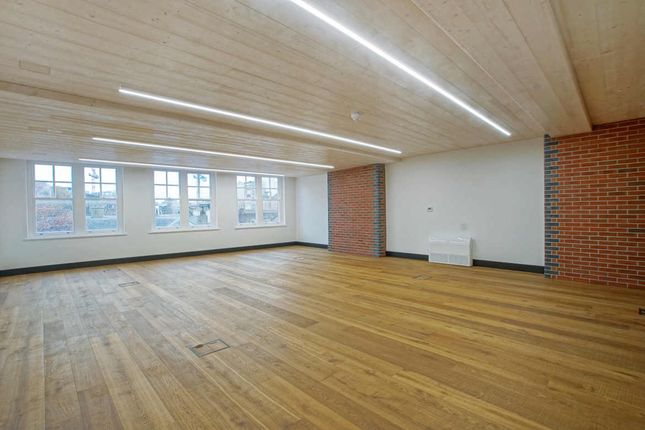 Office to let in 3 Sutton Lane, Clerkenwell, London