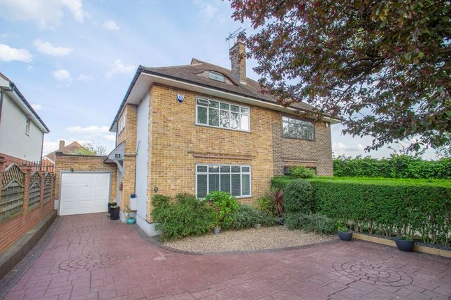 Thumbnail Semi-detached house to rent in Gravel Hill, Bexleyheath