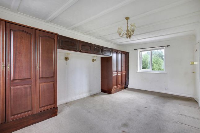 Detached house for sale in Brookmead, Hildenborough, Tonbridge