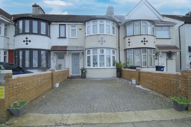 Terraced house for sale in Dawlish Avenue, Perivale