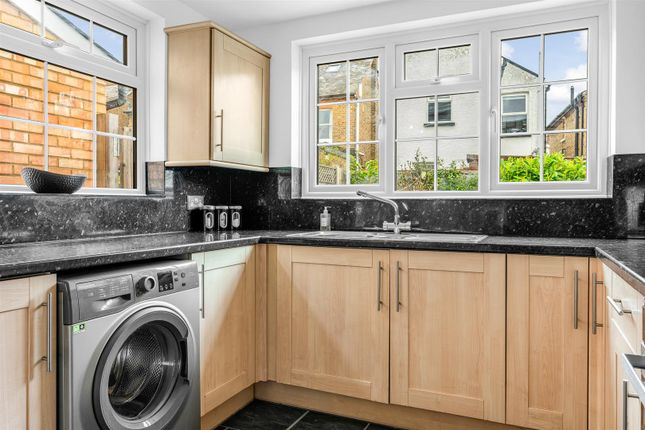 20, Parkhurst Road, Bengeo photo 5