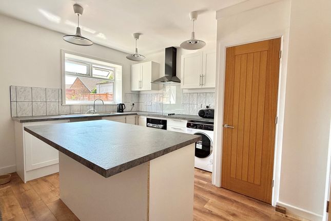 93, Biggleswade photo 3