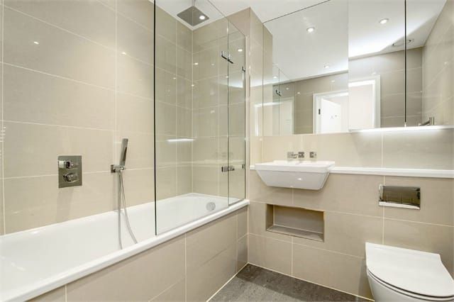 Flat 56, Pinnacle Apartments, Croydon photo 4