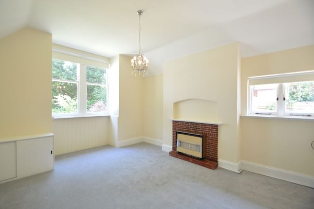 Maisonette, 42, Queens Road, Weybridge photo 4