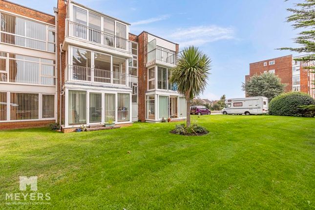 Flat for sale in Gleneagles, Fairway Drive, Christchurch
