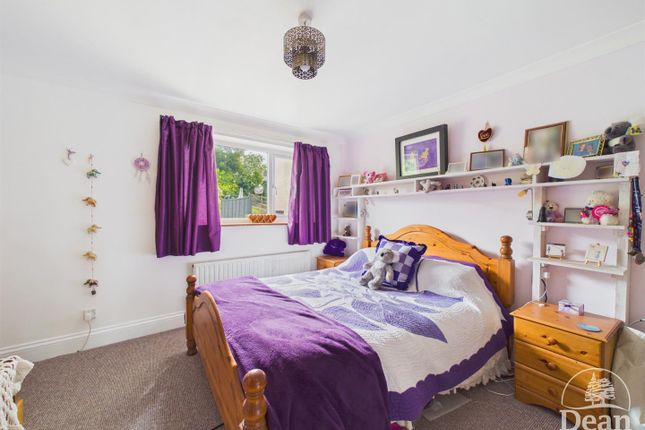 18, Packers Road, Cinderford photo 4