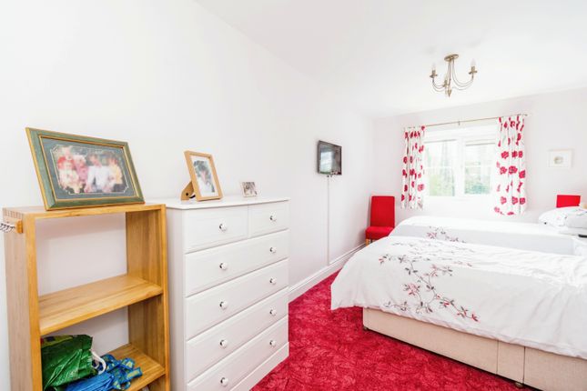 Flat for sale in Hursley Road, Chandler's Ford, Eastleigh, Hampshire