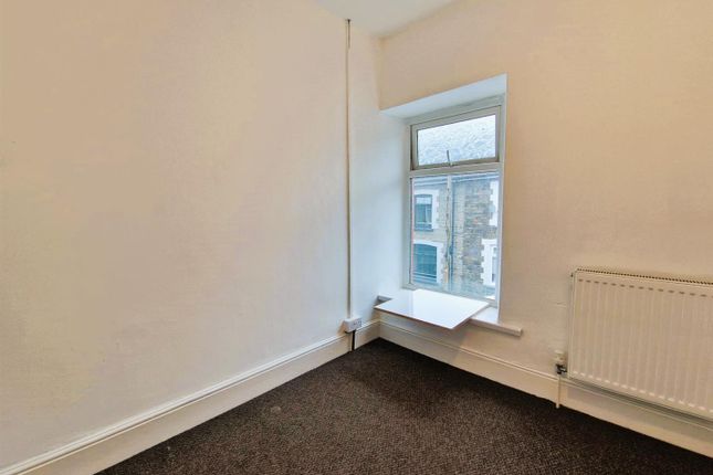 Terraced house to rent in Arnold Street, Mountain Ash