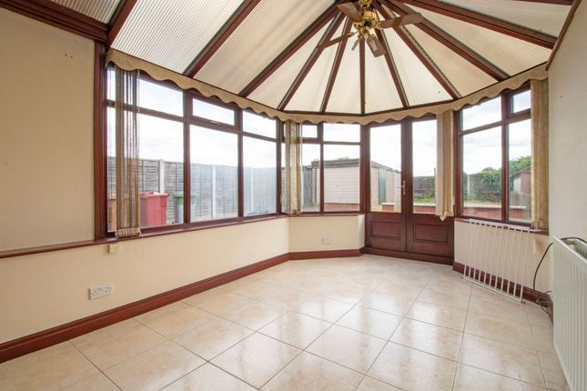 17 Cornwall Road, Scunthorpe photo 4