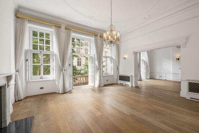 Flat 8 & 8a, Albert Court Central Block, Prince Consort Road, London photo 4