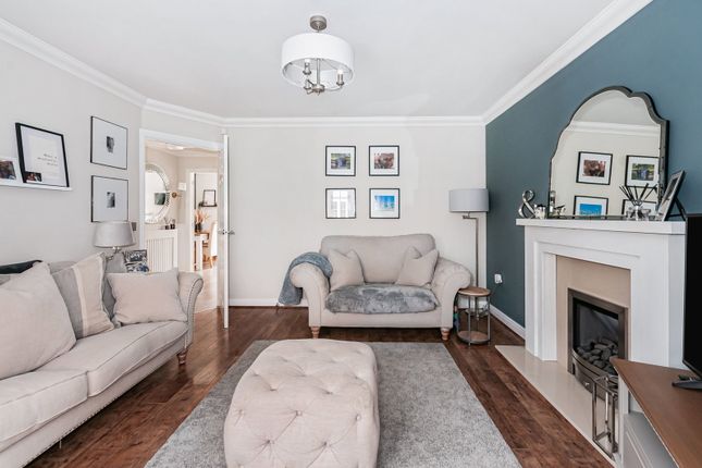 5, Bowland Way, Hull photo 4