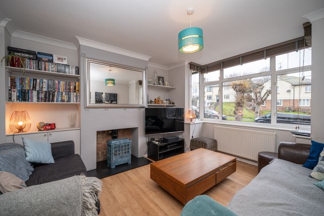 38, Woodlands Avenue, Berkhamsted photo 2