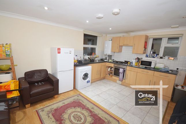 Lodge Road, SOUTHAMPTON photo 2