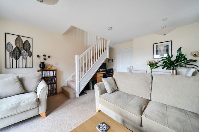 46 Seldon Crescent, Exeter photo 3