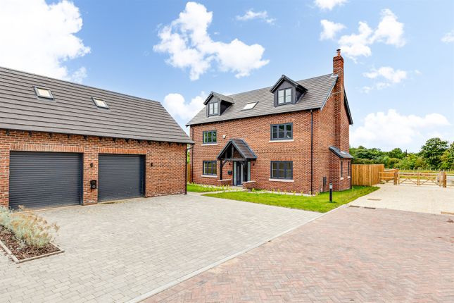 Thumbnail Detached house for sale in Inglewood Farm, Walleys Green, Minshull Vernon, Middlewich