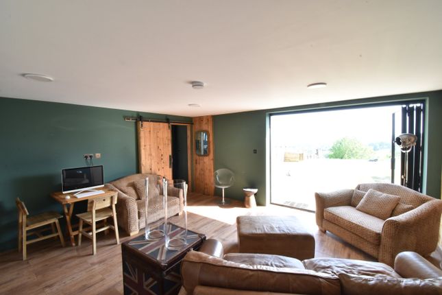 Cannon Farm, Liverton Hill, Maidstone photo 4