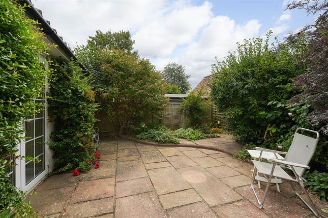 19, Brackenhills, York photo 4