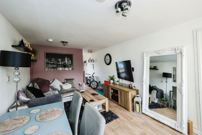 End terrace house for sale in Marlowe Court, Waterlooville, Hampshire