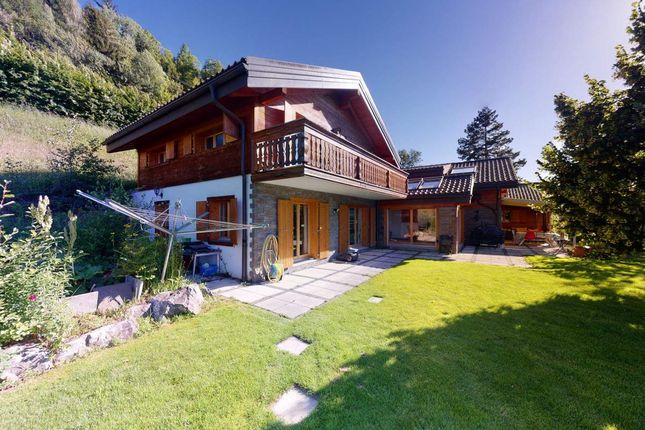 Thumbnail Villa for sale in Grône, Canton Du Valais, Switzerland