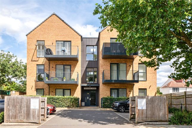 3 Peregrine House,, Gurnell Grove, Ealing photo 2