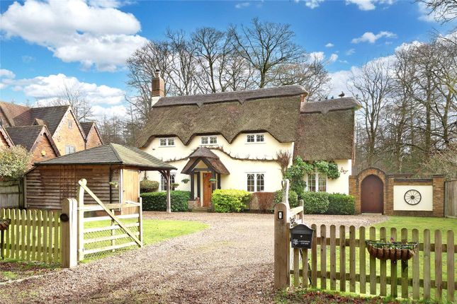 2-bed house on Latchmoor Cottage,, Common Lane, Burnham, £925,000