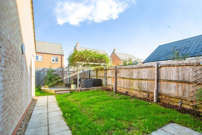 18, Boughton Lane, Wellingborough photo 4