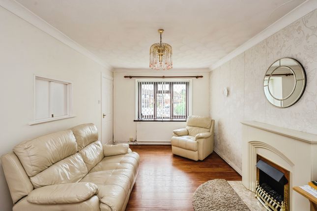 18, Heol Pentre Bach, Swansea photo 2