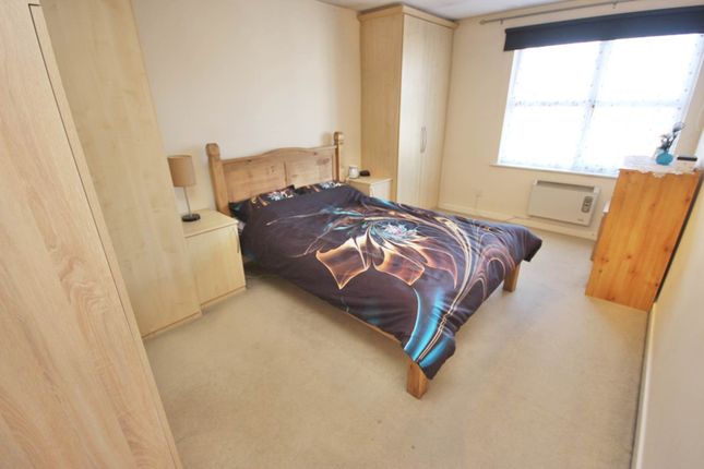 Flat 9 Powell House, Walmersley Road, Bury photo 5
