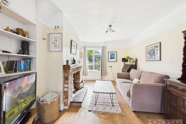 6 Greenfields, Wrexham photo 2