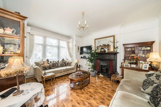 4, Worple Avenue, London photo 2