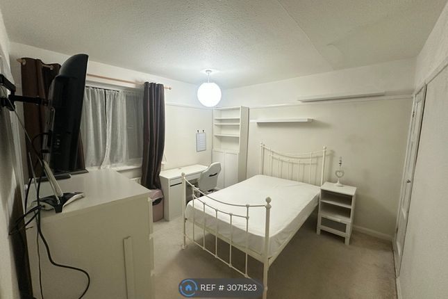 1-bed house on Montgomery Road, Durham, £715/mo