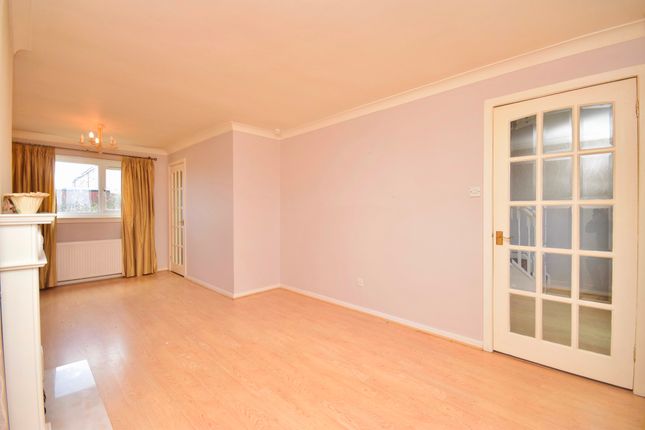 3 Lennox Crescent, Glasgow photo 3