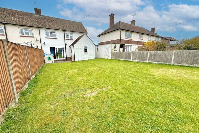 33, Beech Green, Dunstable photo 2