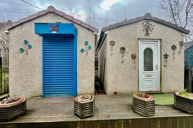 Terraced house for sale in Craigneuk Avenue, Airdrie