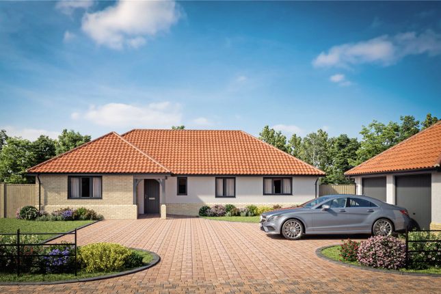 Thumbnail Bungalow for sale in Kemp Meadow, Rockland All Saints, Attleborough, Norfolk