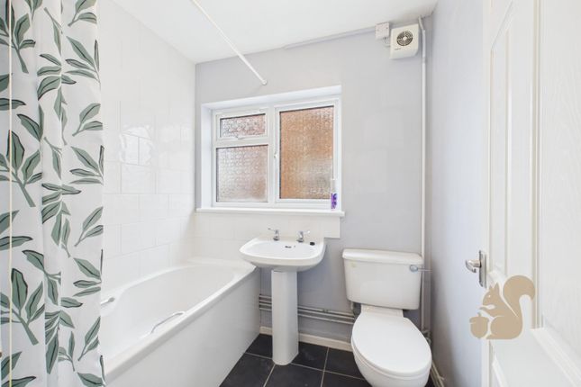 16, Dunlin Road, Ipswich photo 4