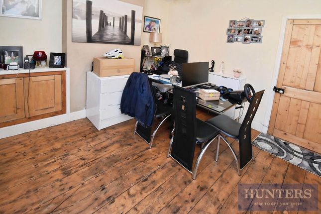 31, Manor Street, Wigston photo 3