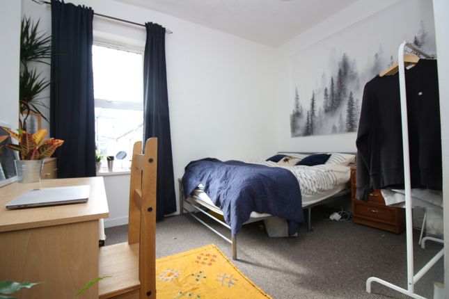17, Miskin Street, Cardiff photo 3