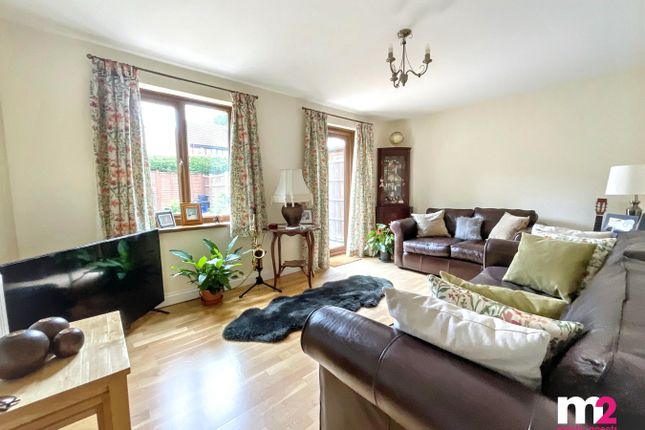 12, Mary de Bohun Close, Monmouth photo 2