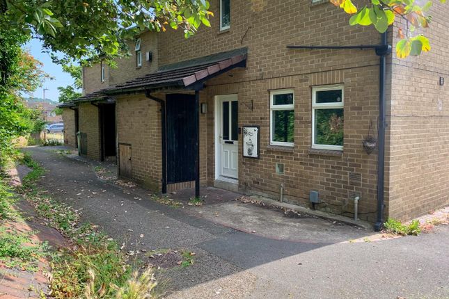 2-bed house on Dawson Gardens, Dewsbury, £695/mo