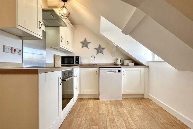 Flat 6, 5 High East Street, Dorchester photo 2