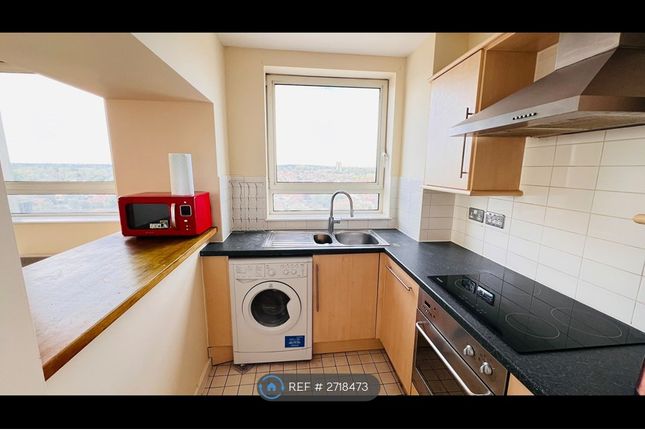 B The Pinnacle    High Road, Chadwell Heath, London photo 5
